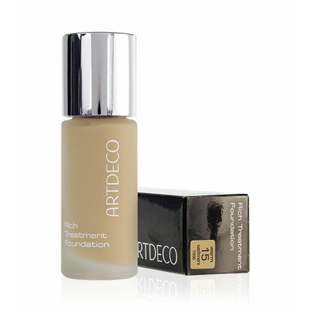 Artdeco Rich Treatment Foundation con confezione. Nome del prodotto e marchio visibili. Confezione nera.