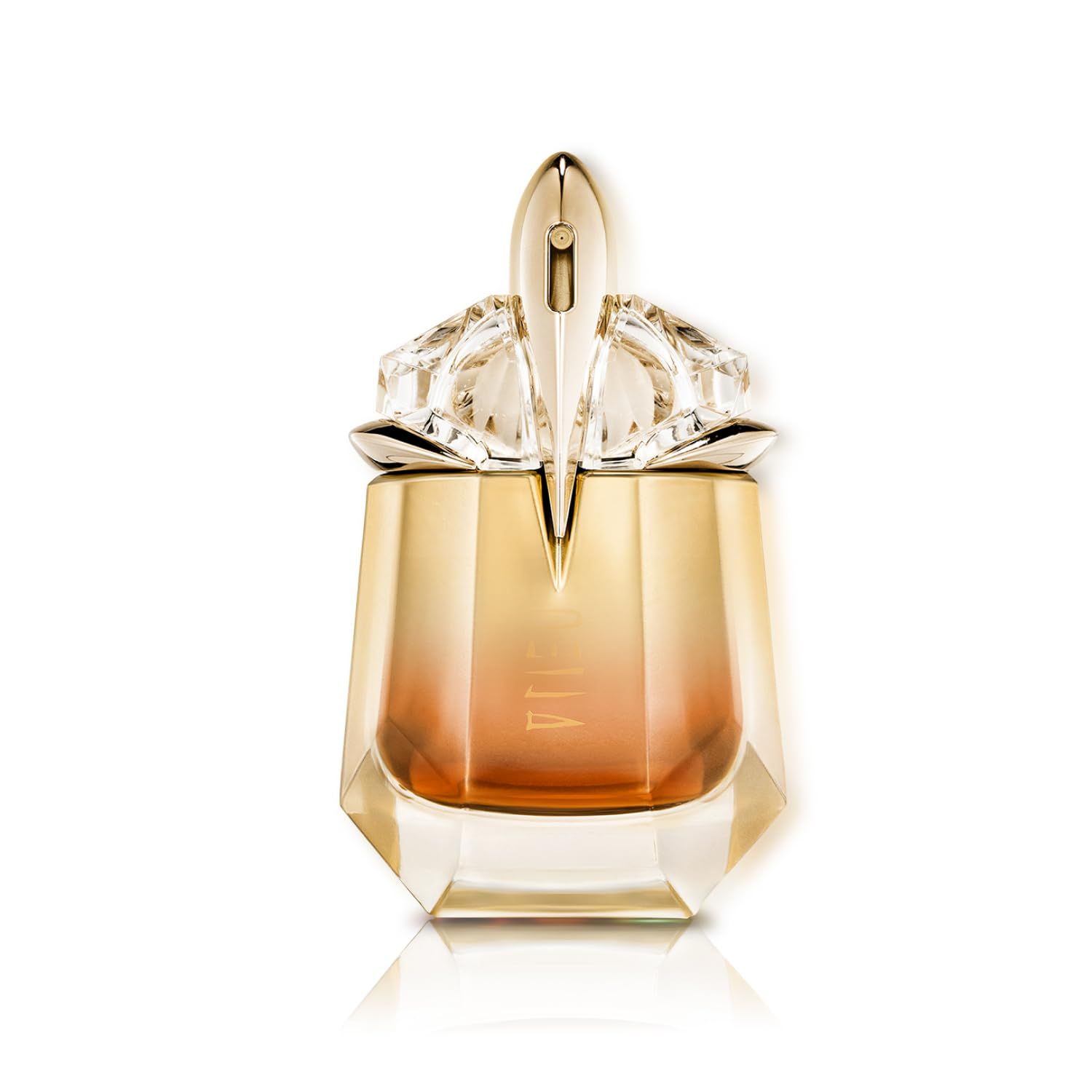 Flacone Thierry Mugler Alien Goddess Intense Eau de Parfum. Vetro dorato, tappo dorato. Forma: allungata, sfaccettata.